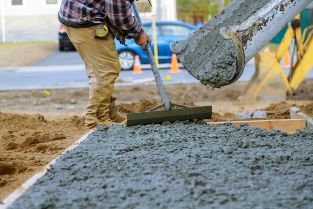 Best Local Concrete Companies  in Magalia, CA